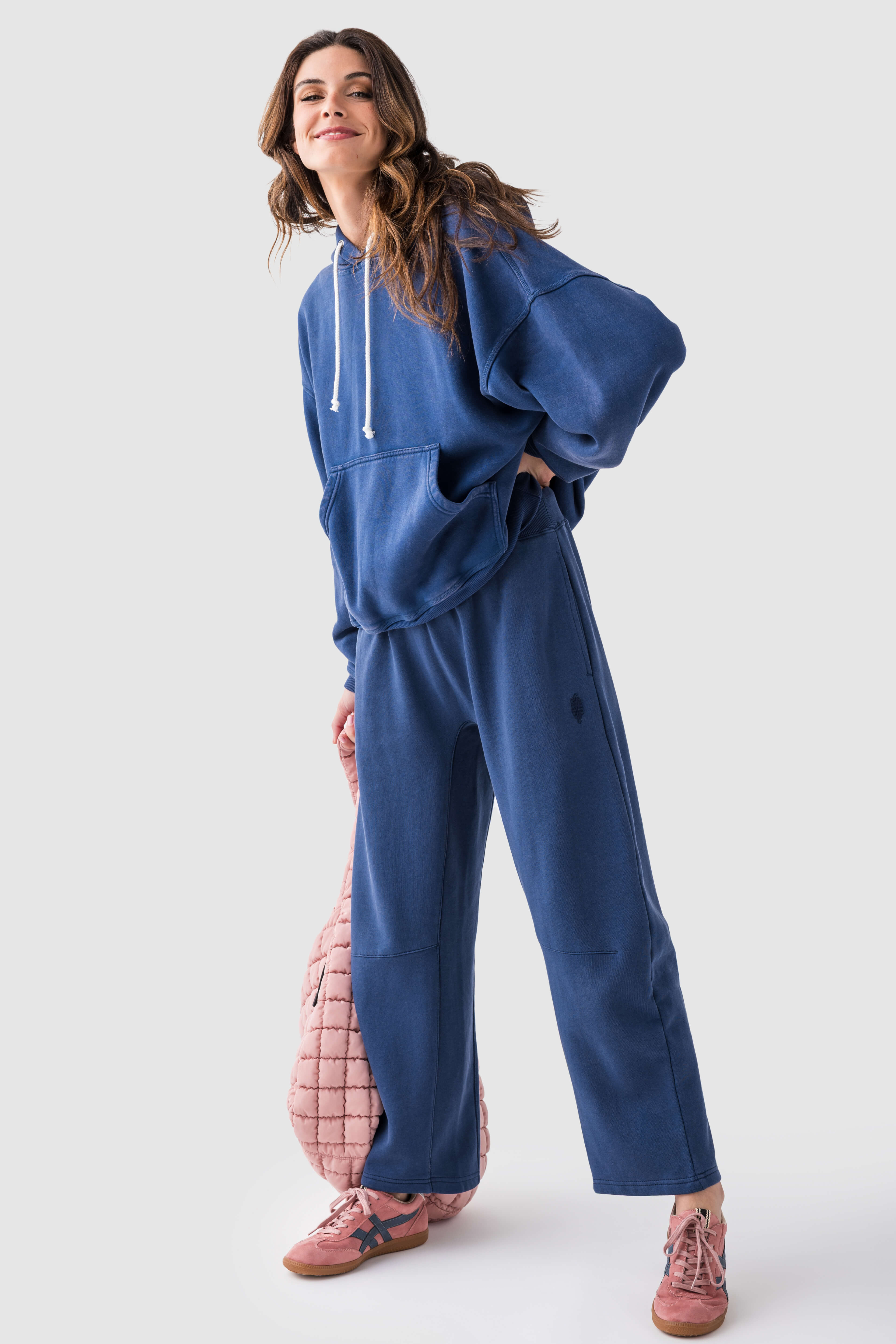 Embroidered Cropped Fleece Sweatpants