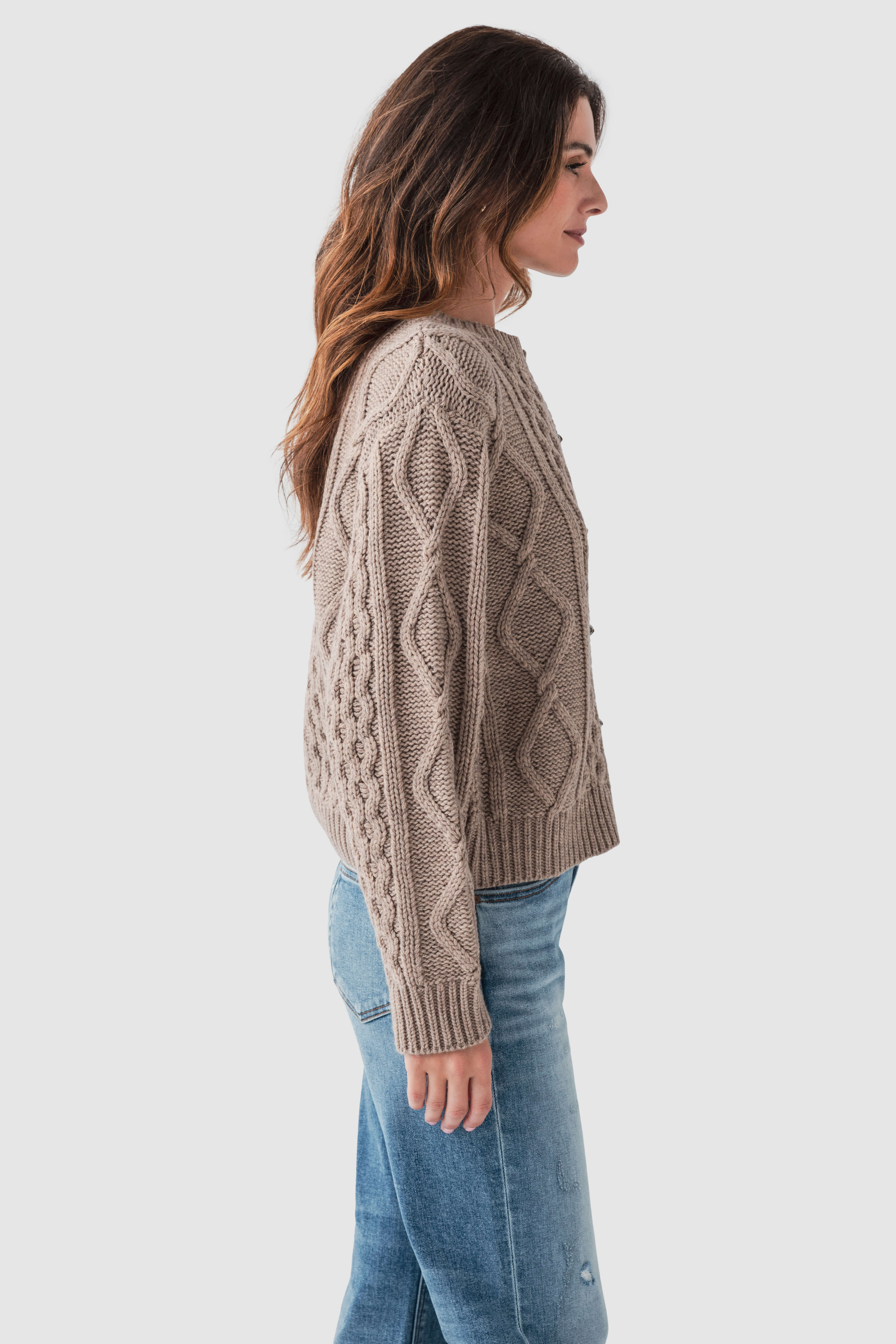 Cable-knit Round-neck Cropped Cardigan
