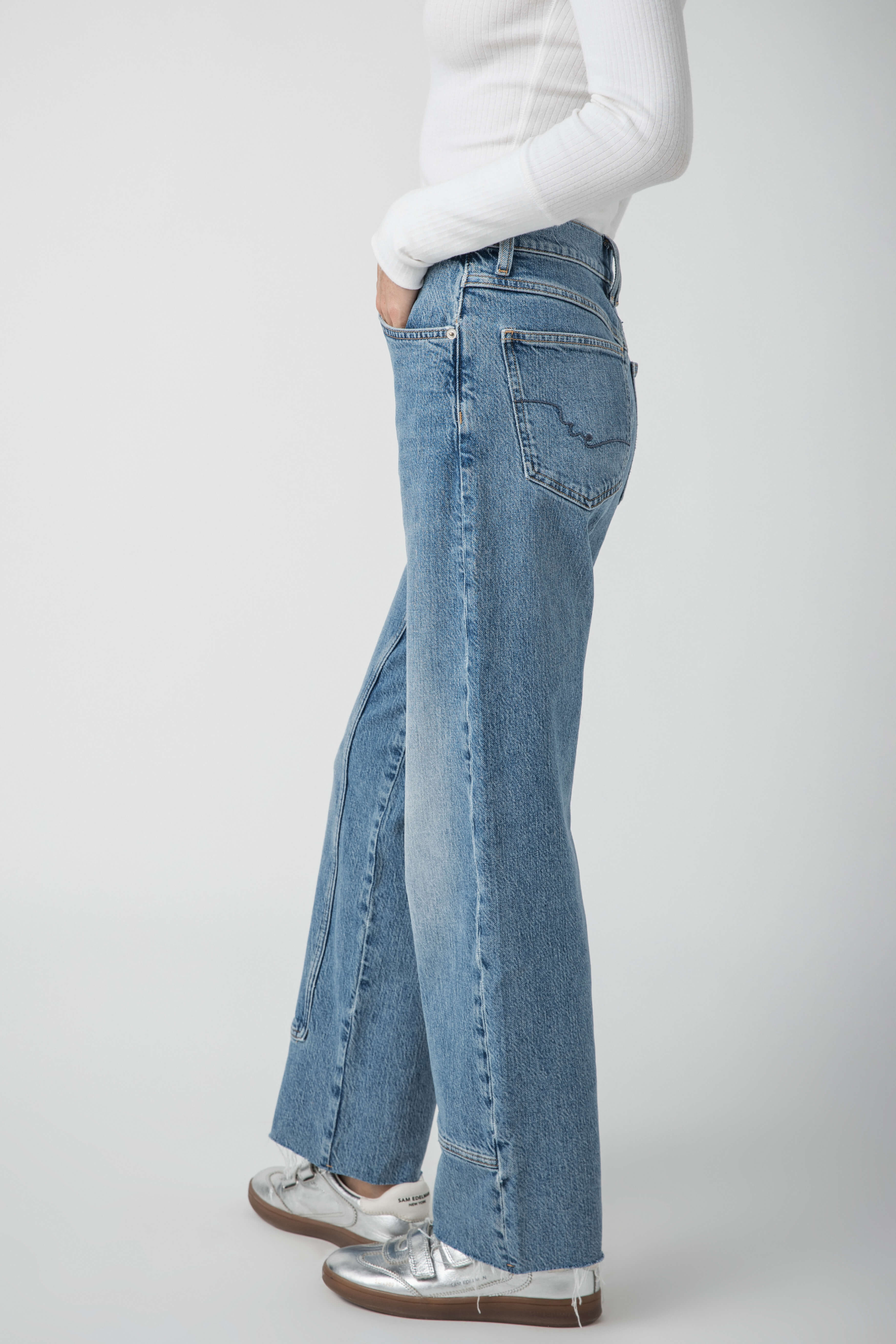 Frayed-cuff Mid Rise Straightleg Denim Jeans